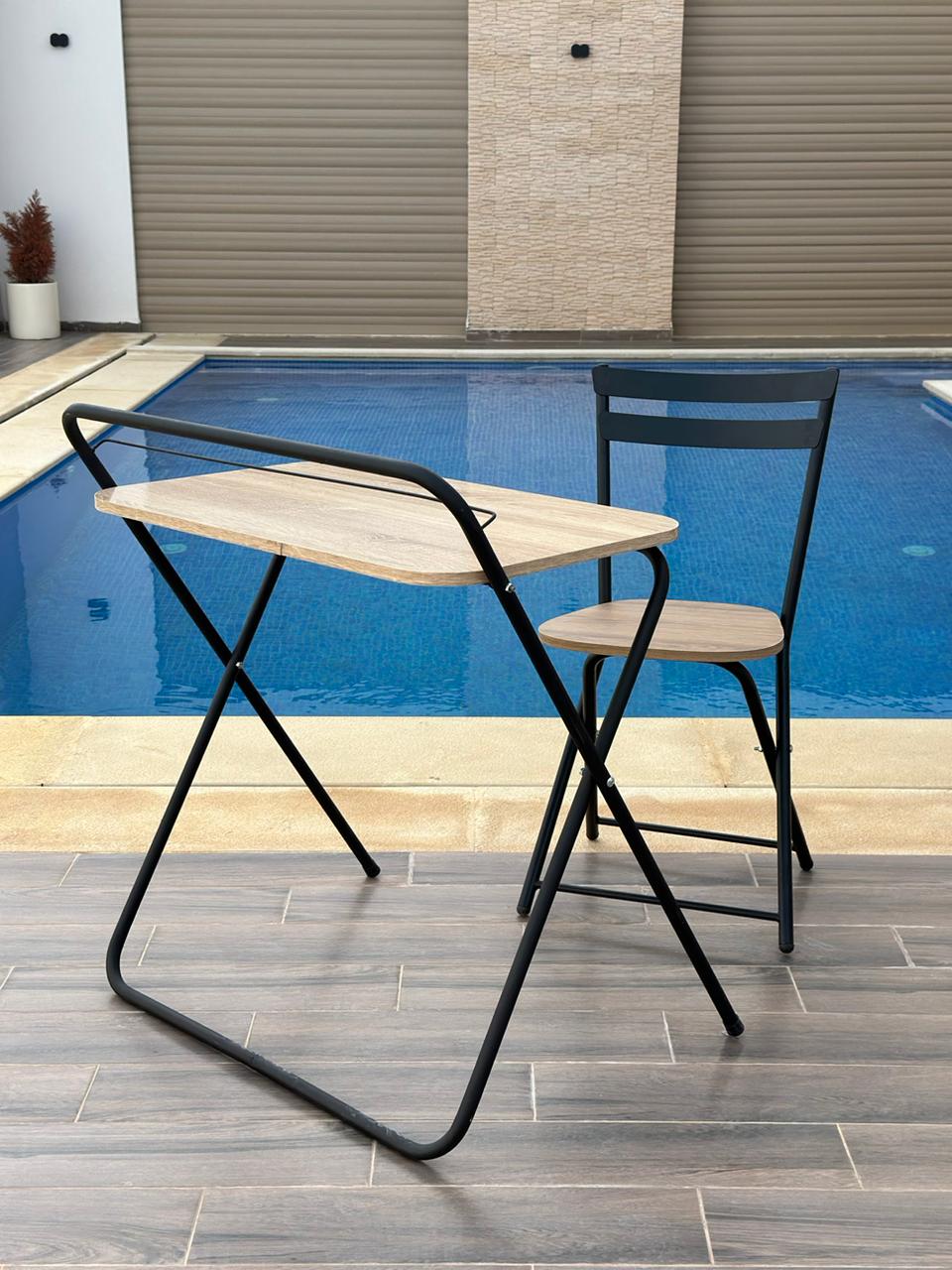 Table & Chaise Pliantes en Acier et Bois 75x80 cm